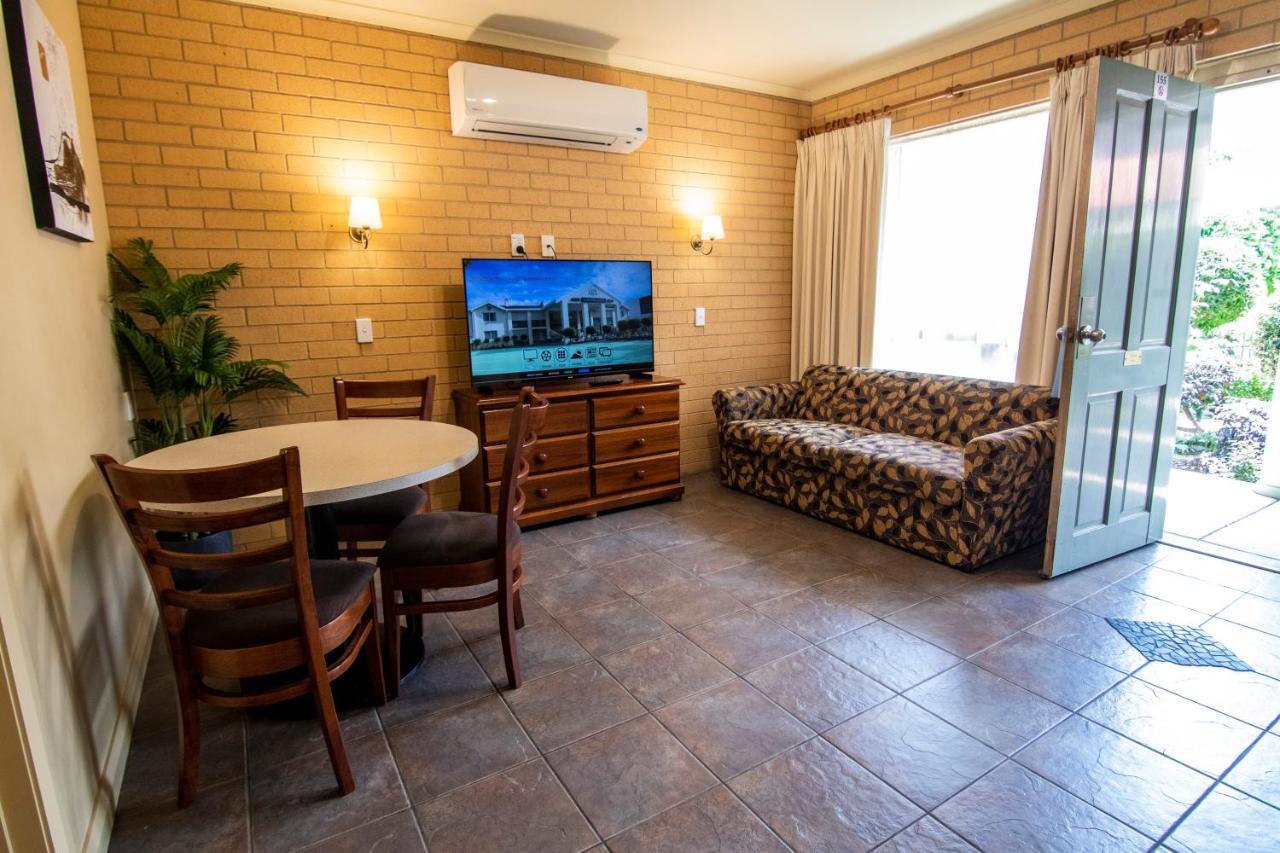 Albury Georgian Motel & Suites Ngoại thất bức ảnh